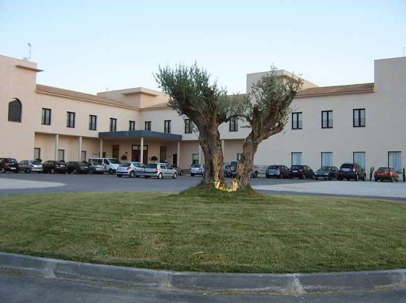 Hotel Maria Jimena Ocana  Exterior photo